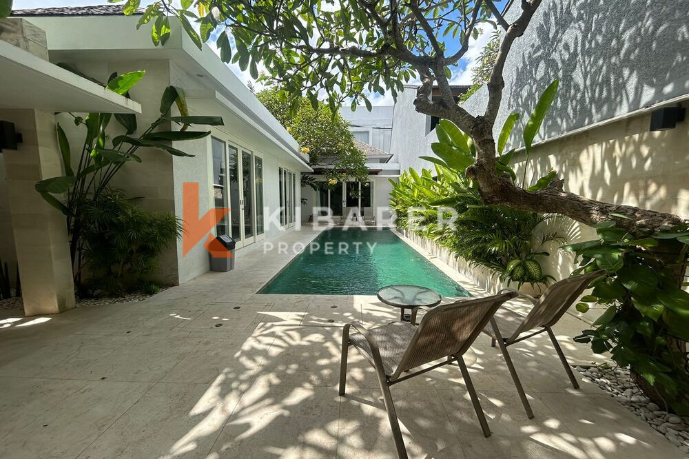 Luxe Two Bedroom Enclosed Living Colonial Style Villa in Umalas
