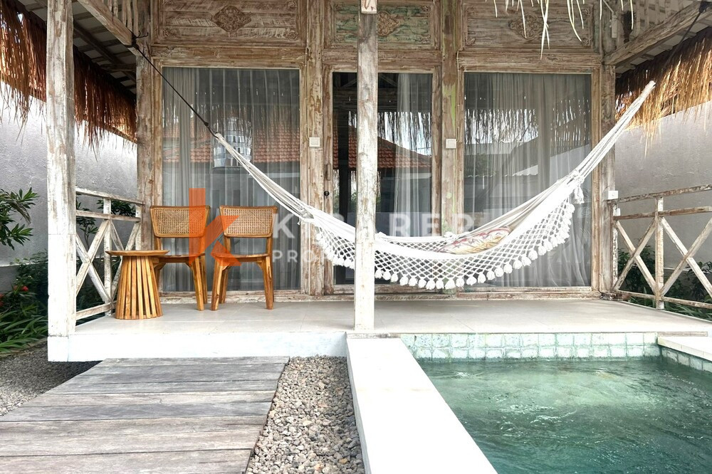 Vila Joglo Ruang Tamu Tertutup Satu Kamar Tidur yang Indah di Pantai Lima