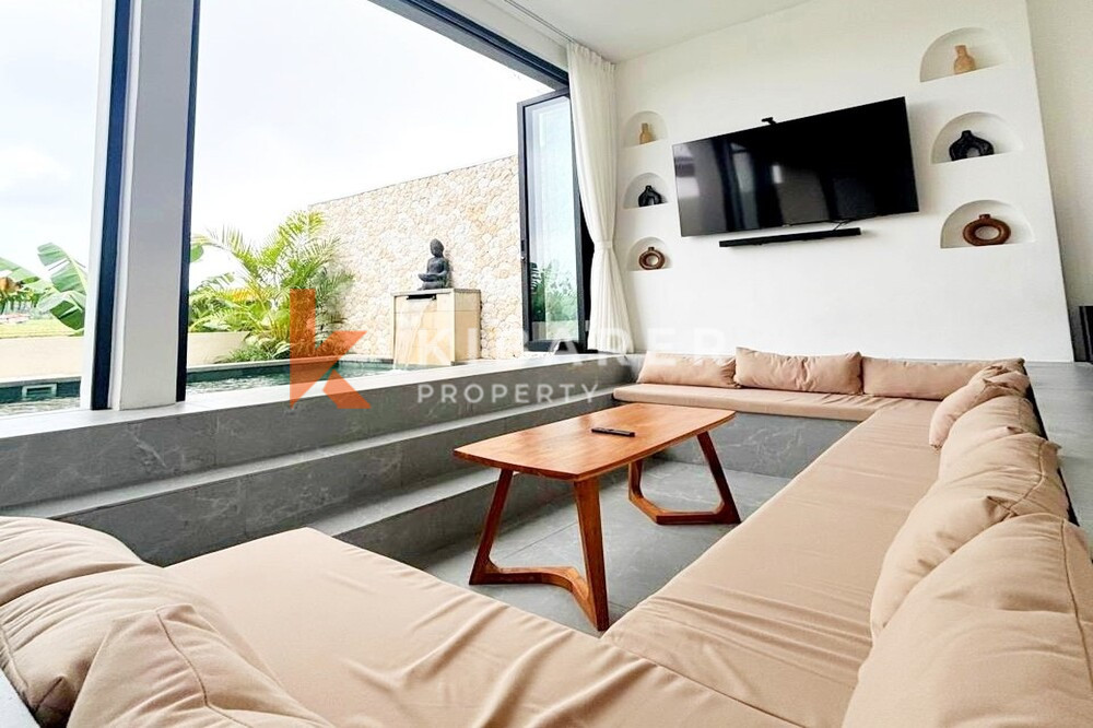 Contemporary Three Bedroom Enclosed Living Villa in Kerobokan