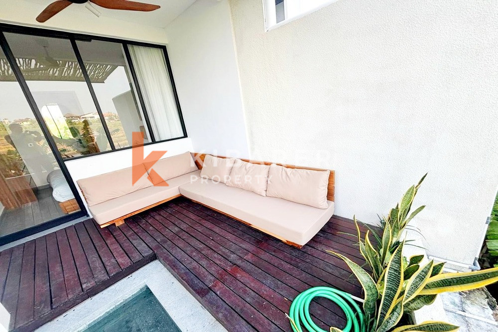 Contemporary Three Bedroom Enclosed Living Villa in Kerobokan