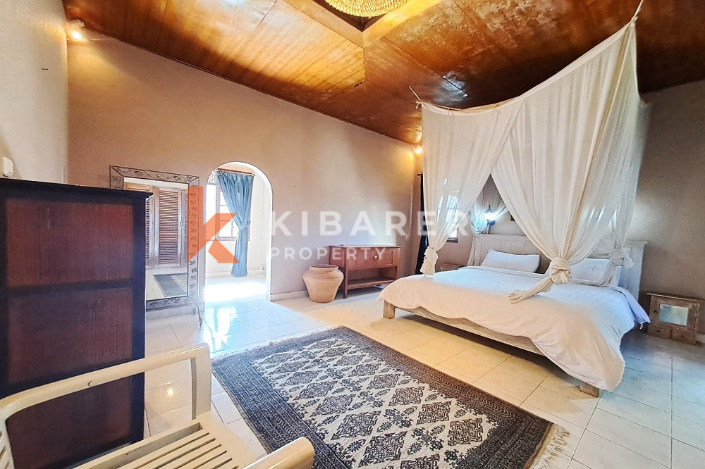 BEAUTIFUL SUPER COZY TWO BEDROOM CLOSED LIVING VILLA IN BUMBAK