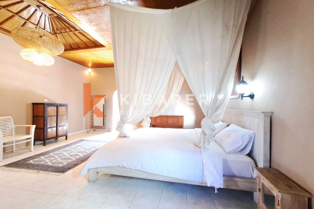 BEAUTIFUL SUPER COZY TWO BEDROOM CLOSED LIVING VILLA IN BUMBAK