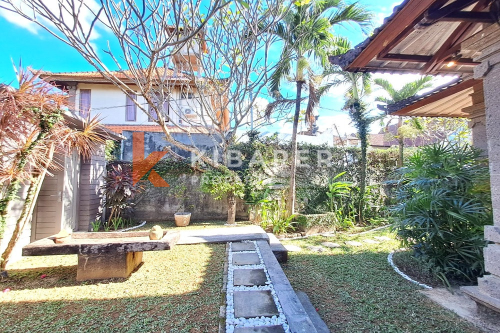 BEAUTIFUL SUPER COZY TWO BEDROOM CLOSED LIVING VILLA IN BUMBAK