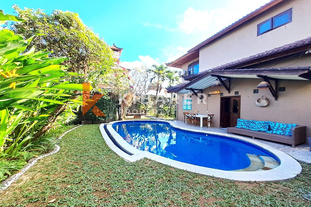 BEAUTIFUL SUPER COZY TWO BEDROOM CLOSED LIVING VILLA IN BUMBAK