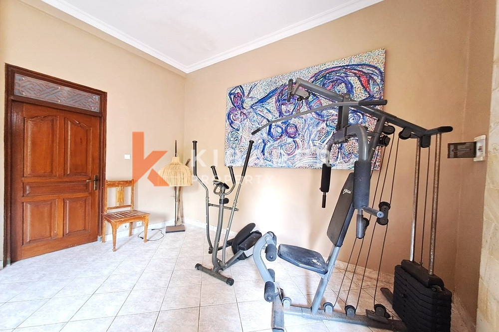 BEAUTIFUL SUPER COZY TWO BEDROOM CLOSED LIVING VILLA IN BUMBAK