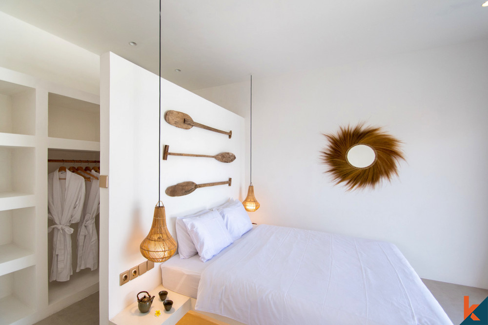 Rumah baru dengan empat kamar tidur berkualitas tinggi untuk disewakan di Sanur