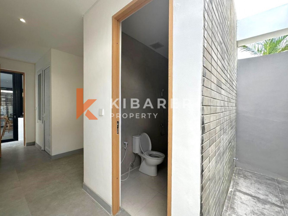 A Wonderful Three Bedroom Enclosed Living Villa in Tumbak Bayuh