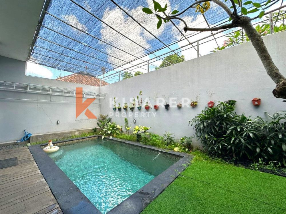 Vila Tamu Tertutup Tiga Kamar Tidur yang Terang dan Nyaman di Padonan