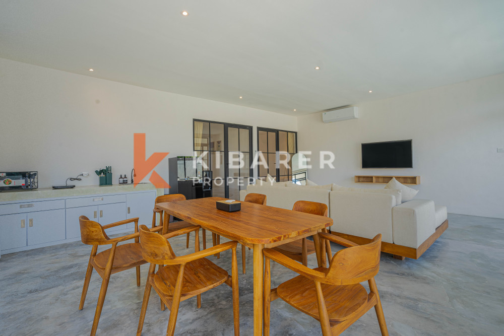 Captivating Three Bedroom Enclosed Living Tropical Villa Close to Canggu Beach