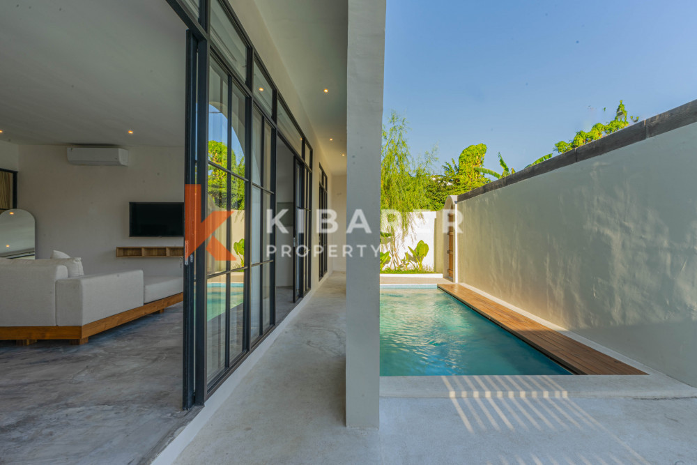 Captivating Three Bedroom Enclosed Living Tropical Villa Close to Canggu Beach