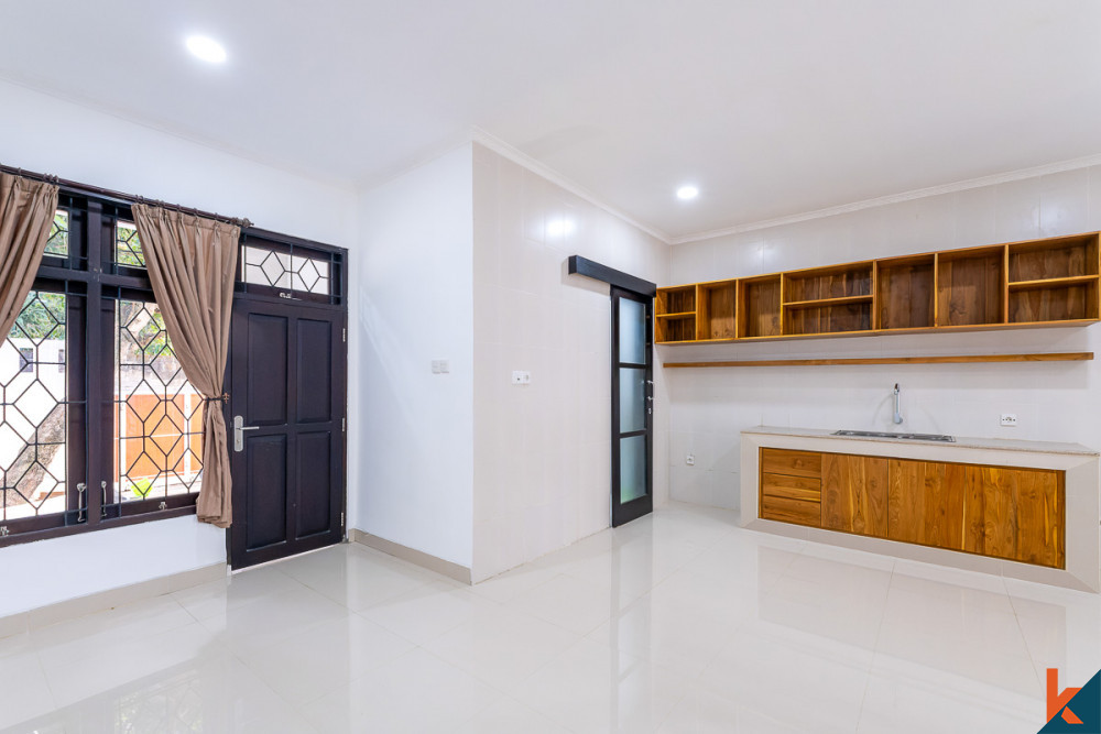 Properti hak milik tiga kamar tidur langka untuk dijual di Umalas
