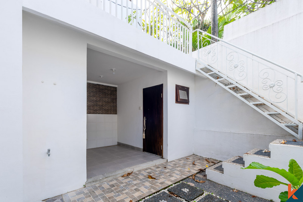 Properti hak milik tiga kamar tidur langka untuk dijual di Umalas