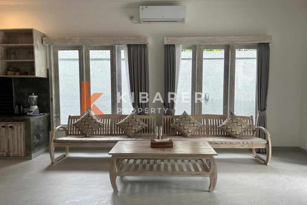 Charming Two Bedroom Enclosed Living Cosy Villa in Padonan