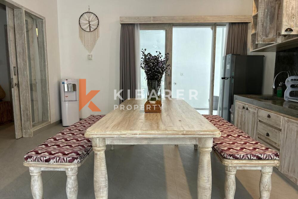 Charming Two Bedroom Enclosed Living Cosy Villa in Padonan