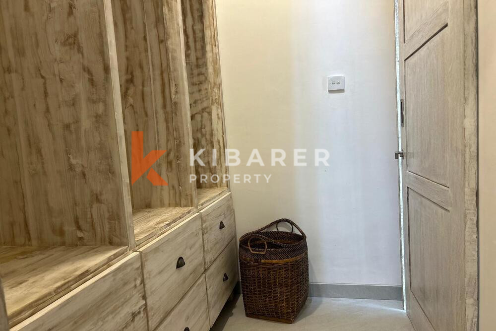 Charming Two Bedroom Enclosed Living Cosy Villa in Padonan