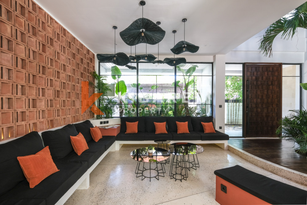 Villa de luxe de quatre chambres avec sauna à louer à Pererenan