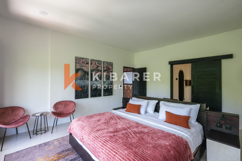 Villa de luxe de quatre chambres avec sauna à louer à Pererenan