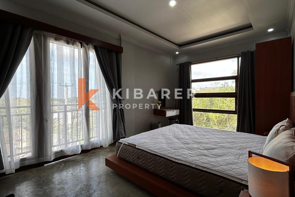 Wonderful Three-Bedroom Enclosed Living Villa Plus Office Room in Ungasan