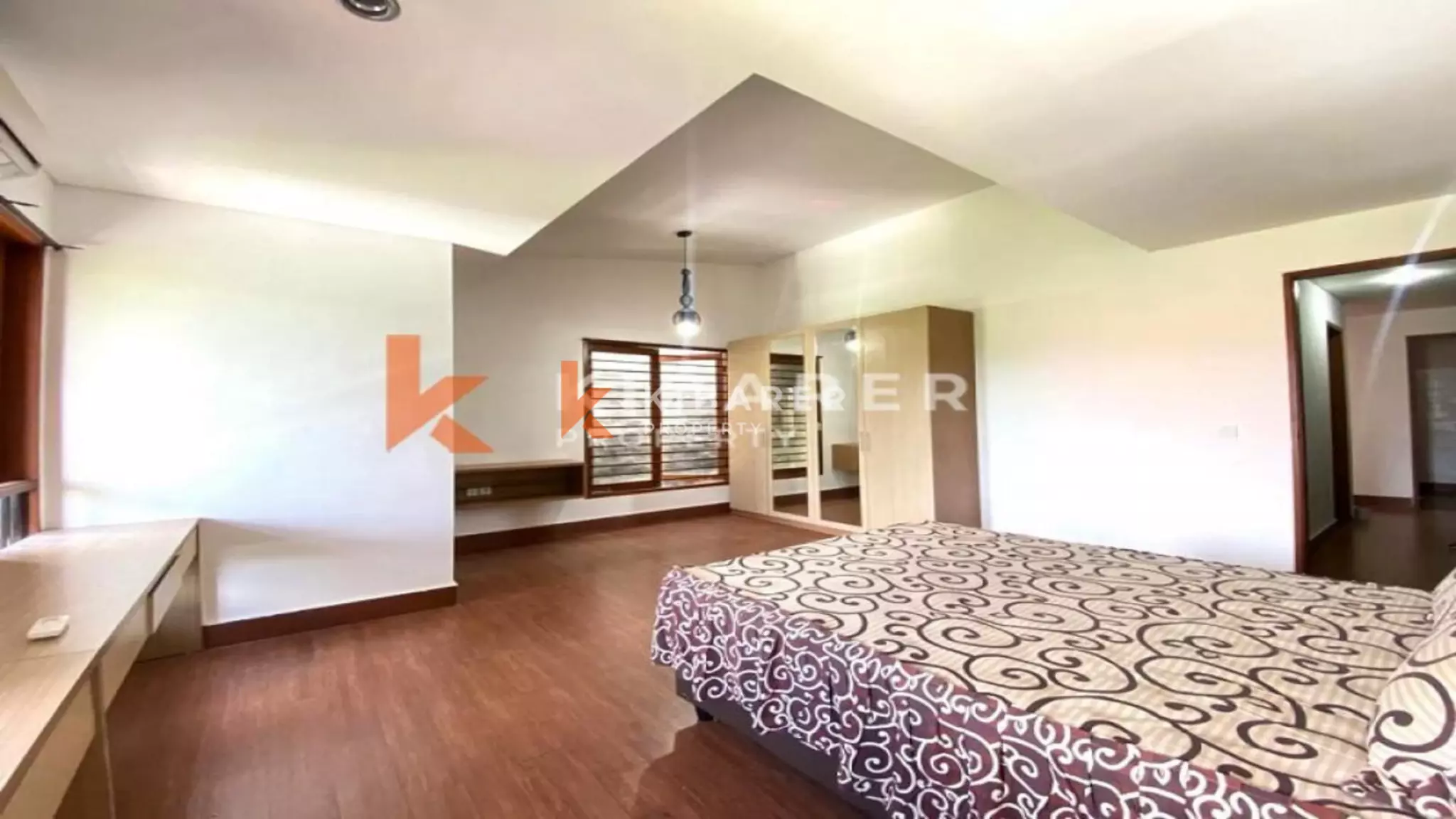 Cozy Two Bedroom Closed Living House in Central Sanur