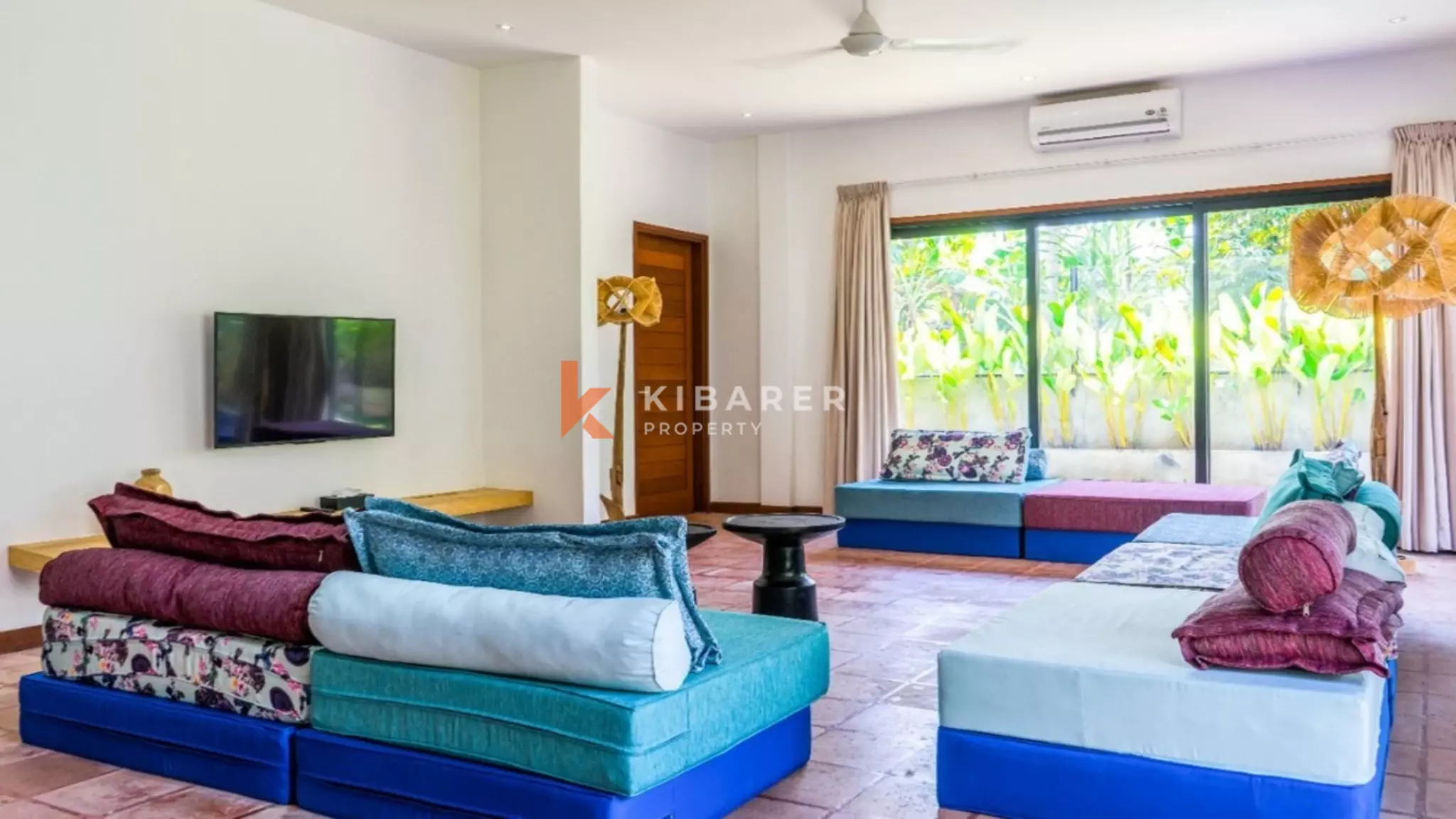 Stylish Two-Bedroom Villa with Enclosed Living Room in Umalas (Available January 5th 2026)