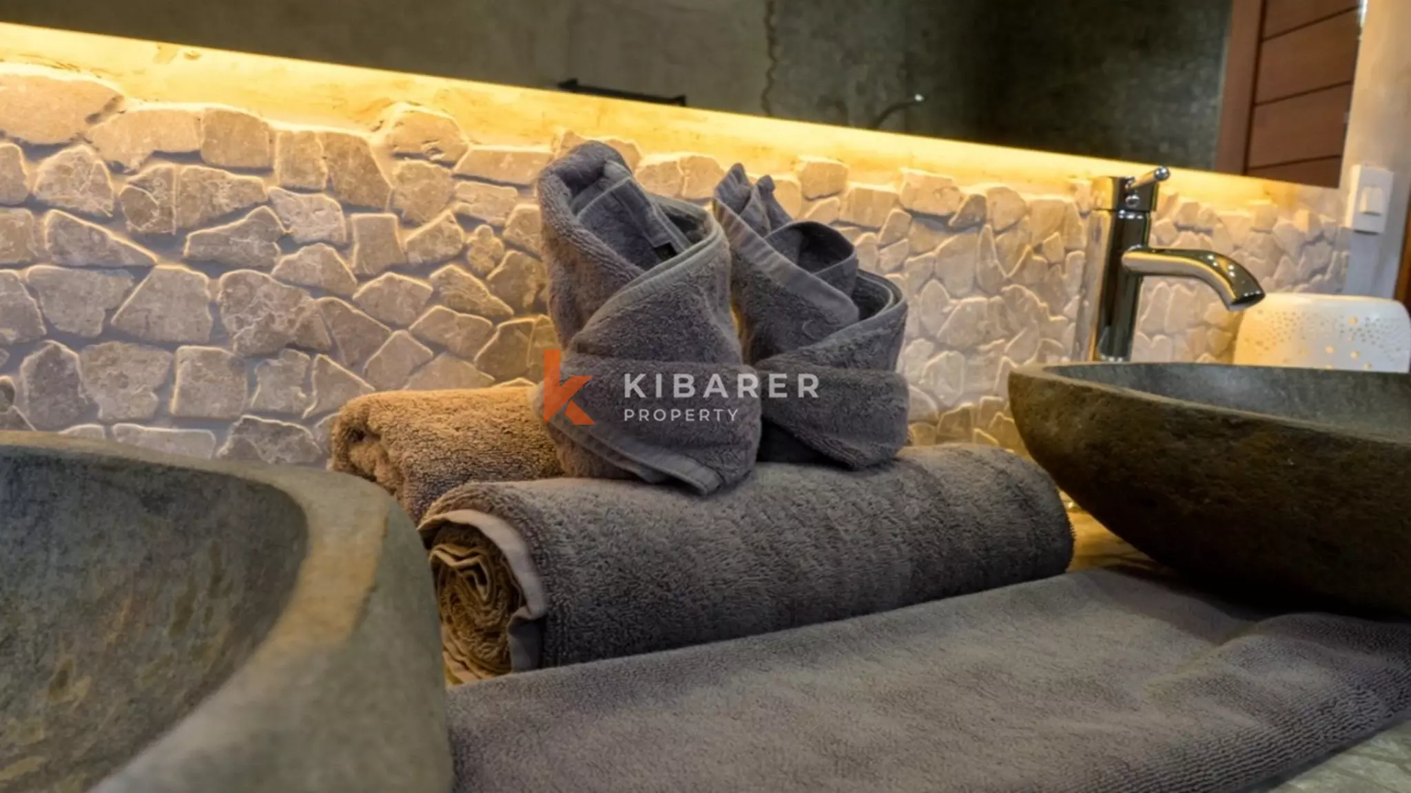 Stylish Two-Bedroom Villa with Enclosed Living Room in Umalas (Available January 5th 2026)