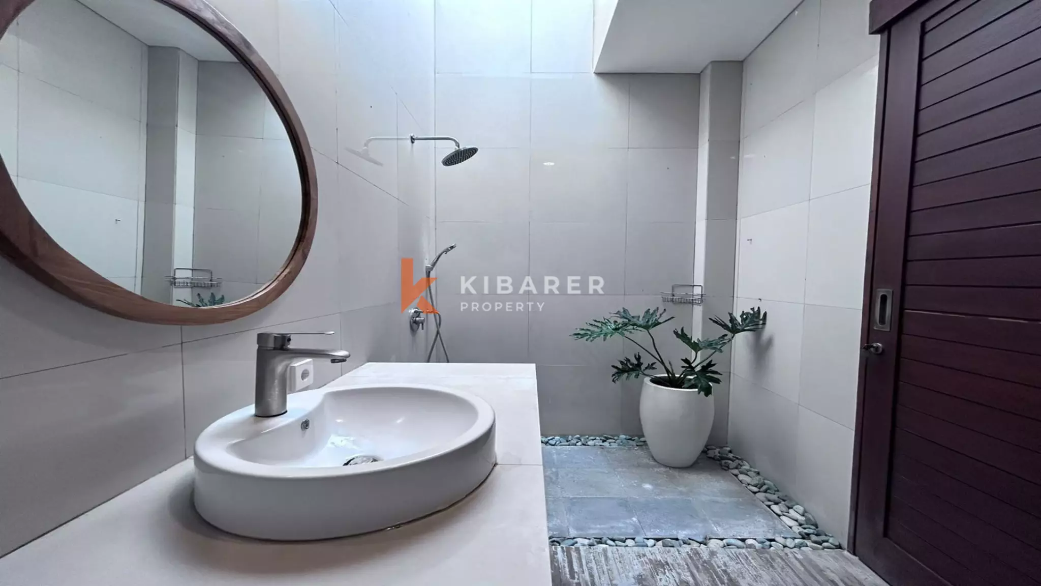 Stunning Three-Bedroom Villa with Private Pool and Enclosed Living in Kerobokan (Minimum Two-Years Rental)