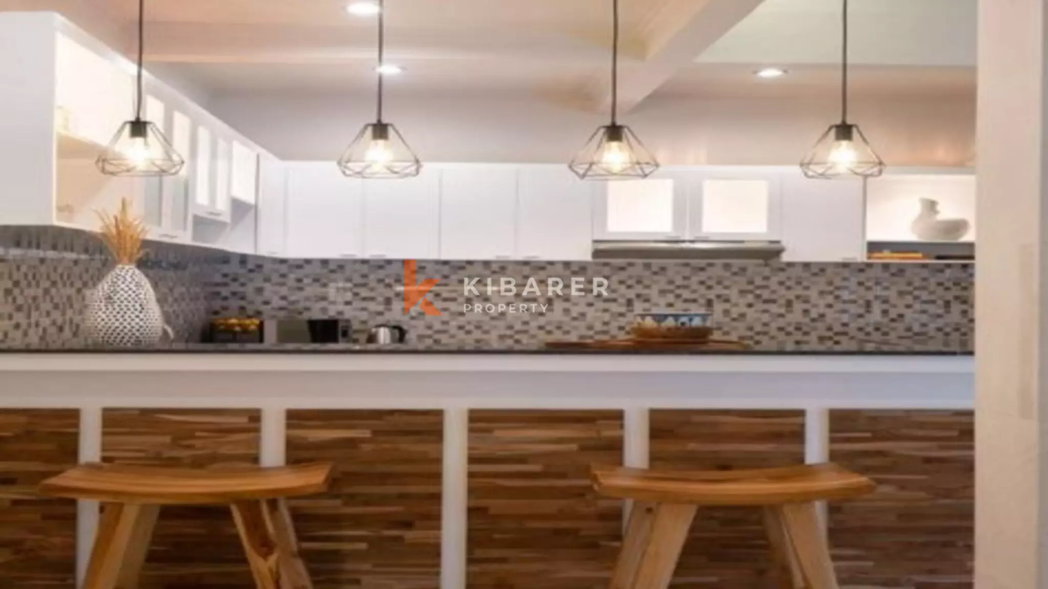 Stunning Three-Bedroom Villa with Spacious Enclosed Living in Prime Berawa Location (Available from February 12th - April 11th 2026)