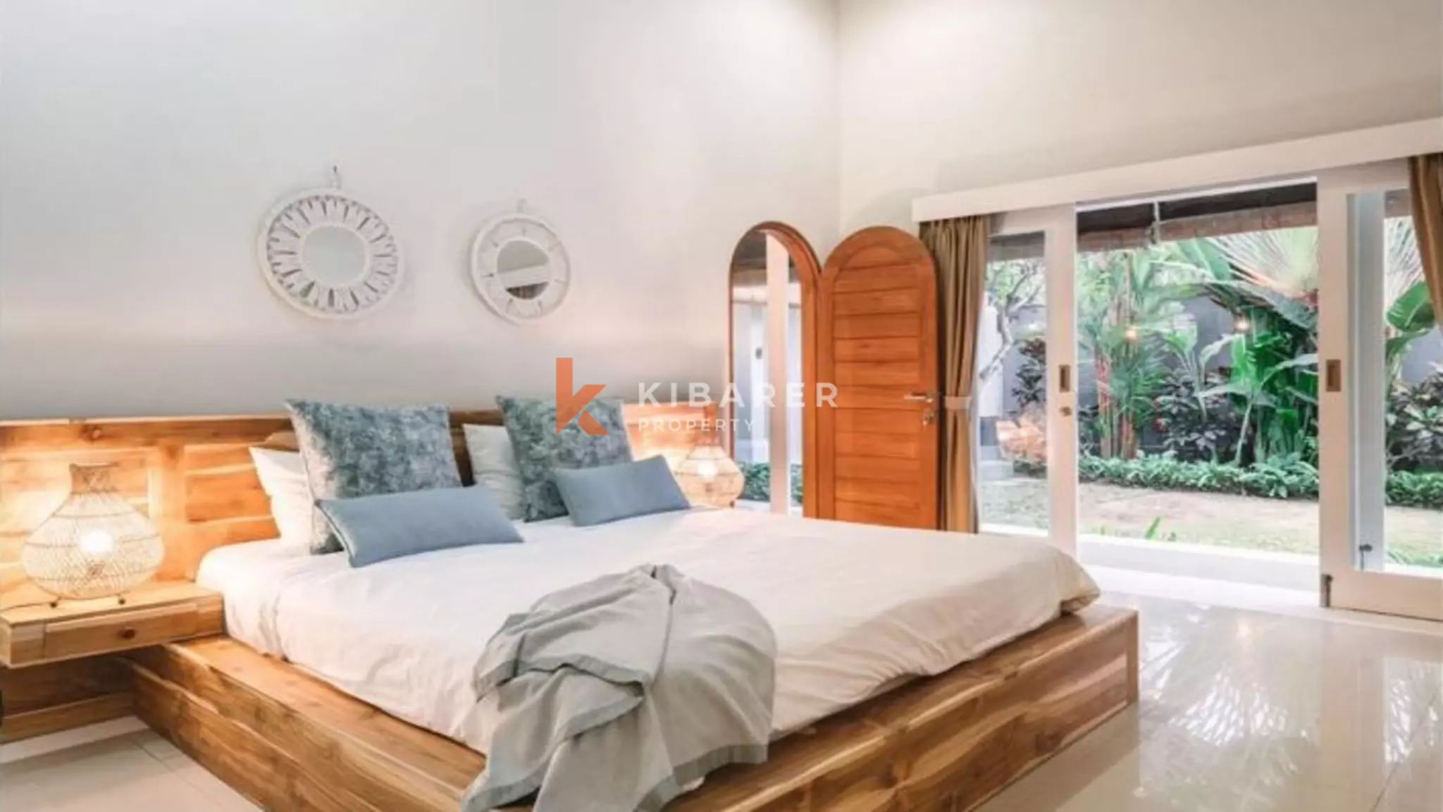 Stunning Three-Bedroom Villa with Spacious Enclosed Living in Prime Berawa Location (Available from February 12th - April 11th 2026)