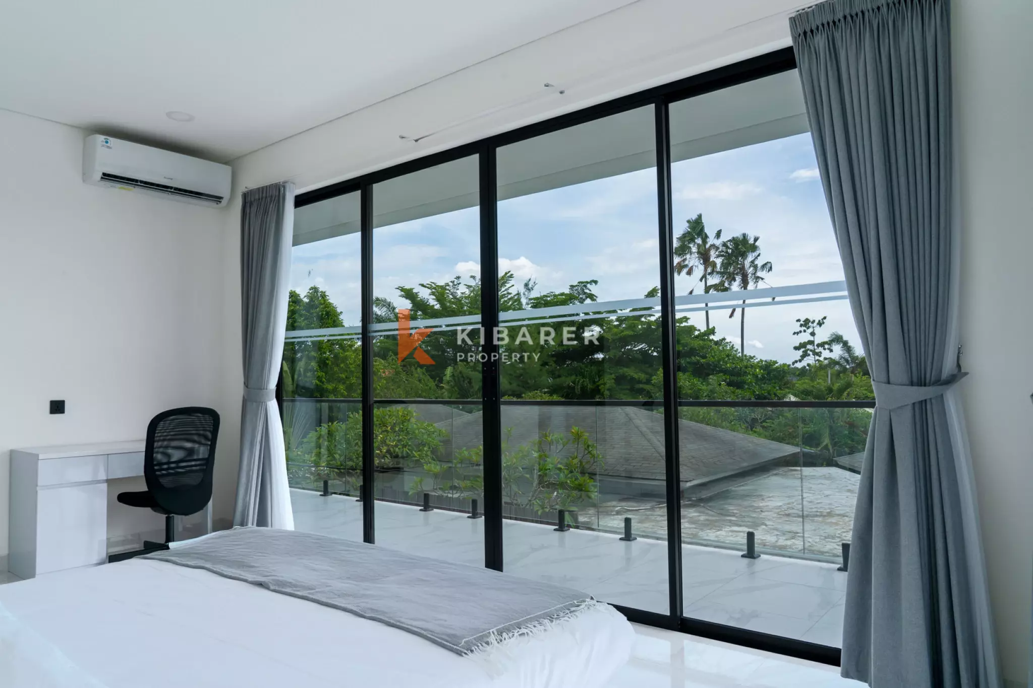 Villa de trois chambres au style « tropical chic » avec piscine privée à Umalas