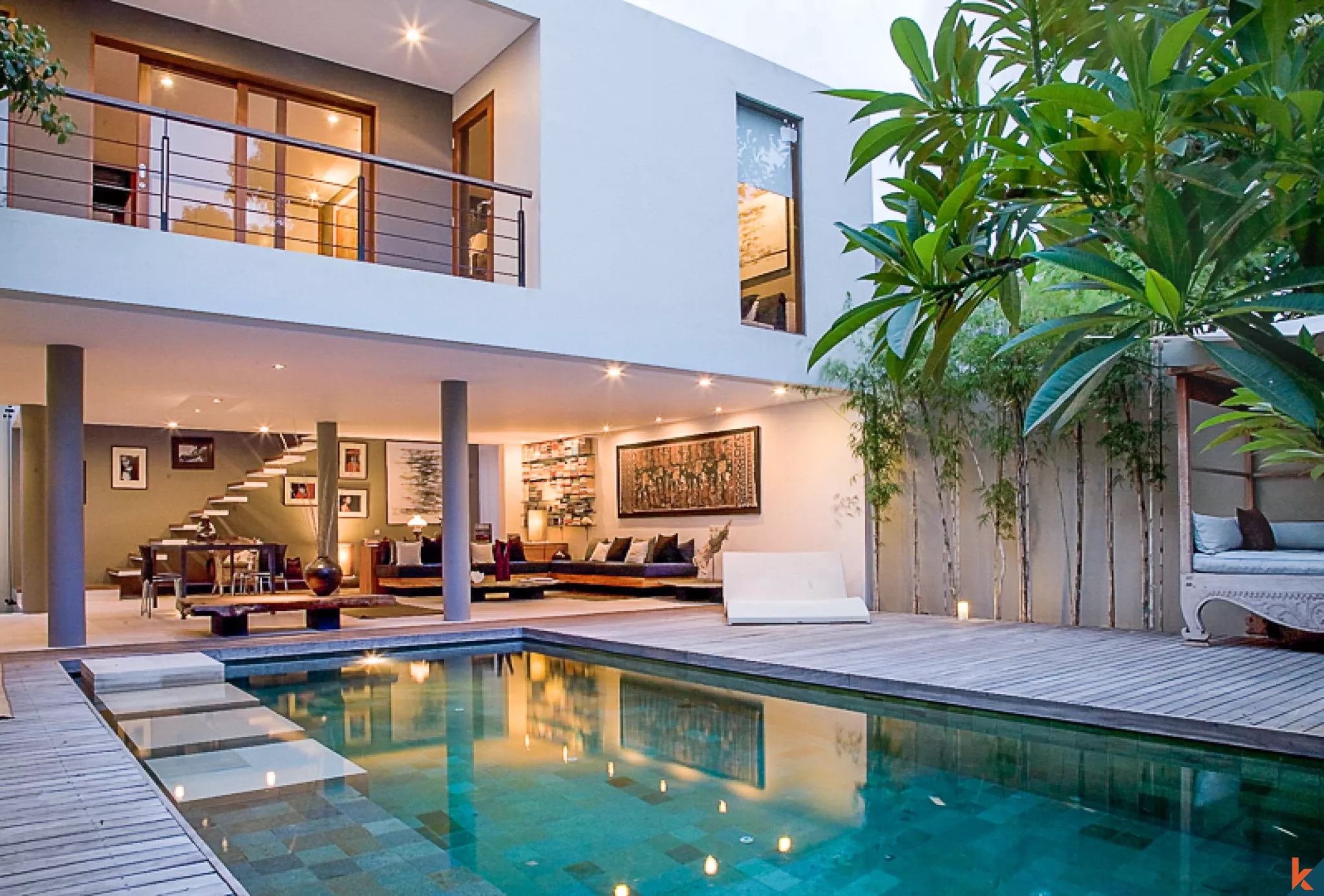 Vila dua kamar tidur bergaya untuk dijual dekat pantai di Seminyak