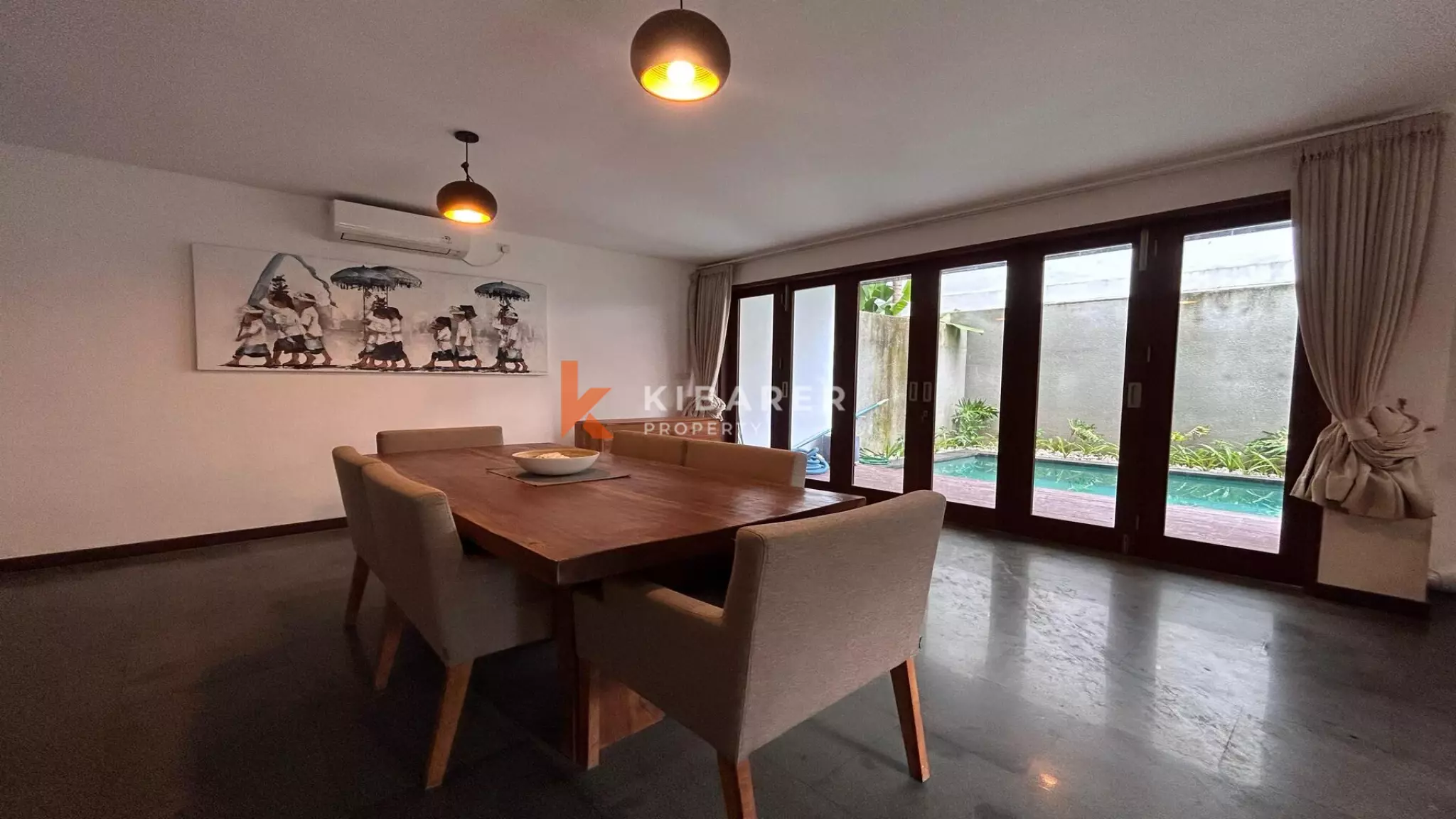 Confort côtier : villa fermée de deux chambres à quelques minutes de la plage