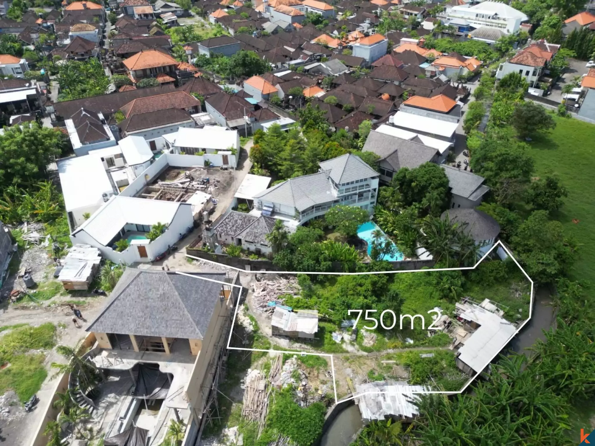 Beau terrain de 7,5 ares bien situé à Kerobokan