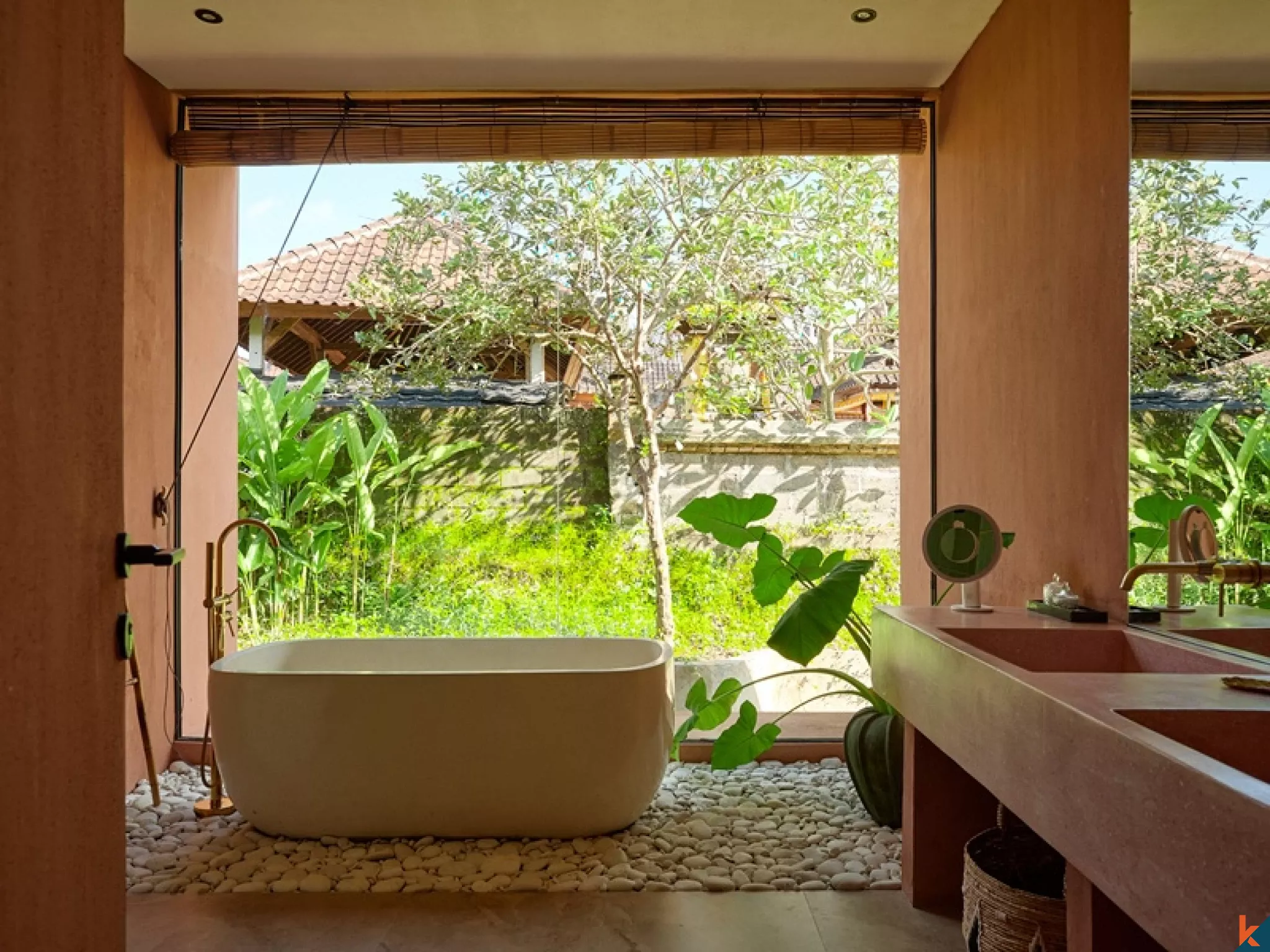 Spacious 5-Bedroom Villa for Sale in Ubud