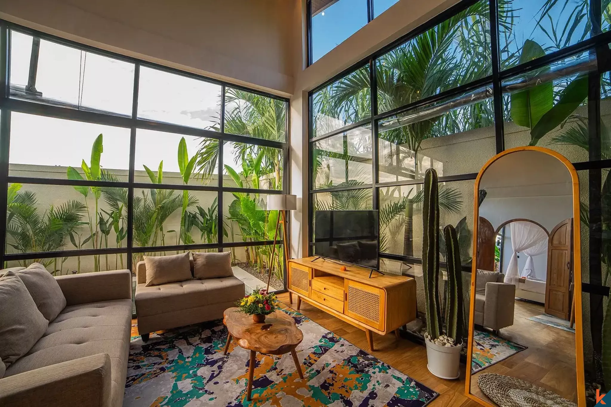 Vila Tropis Modern 2 Kamar Tidur untuk Disewa di Seminyak