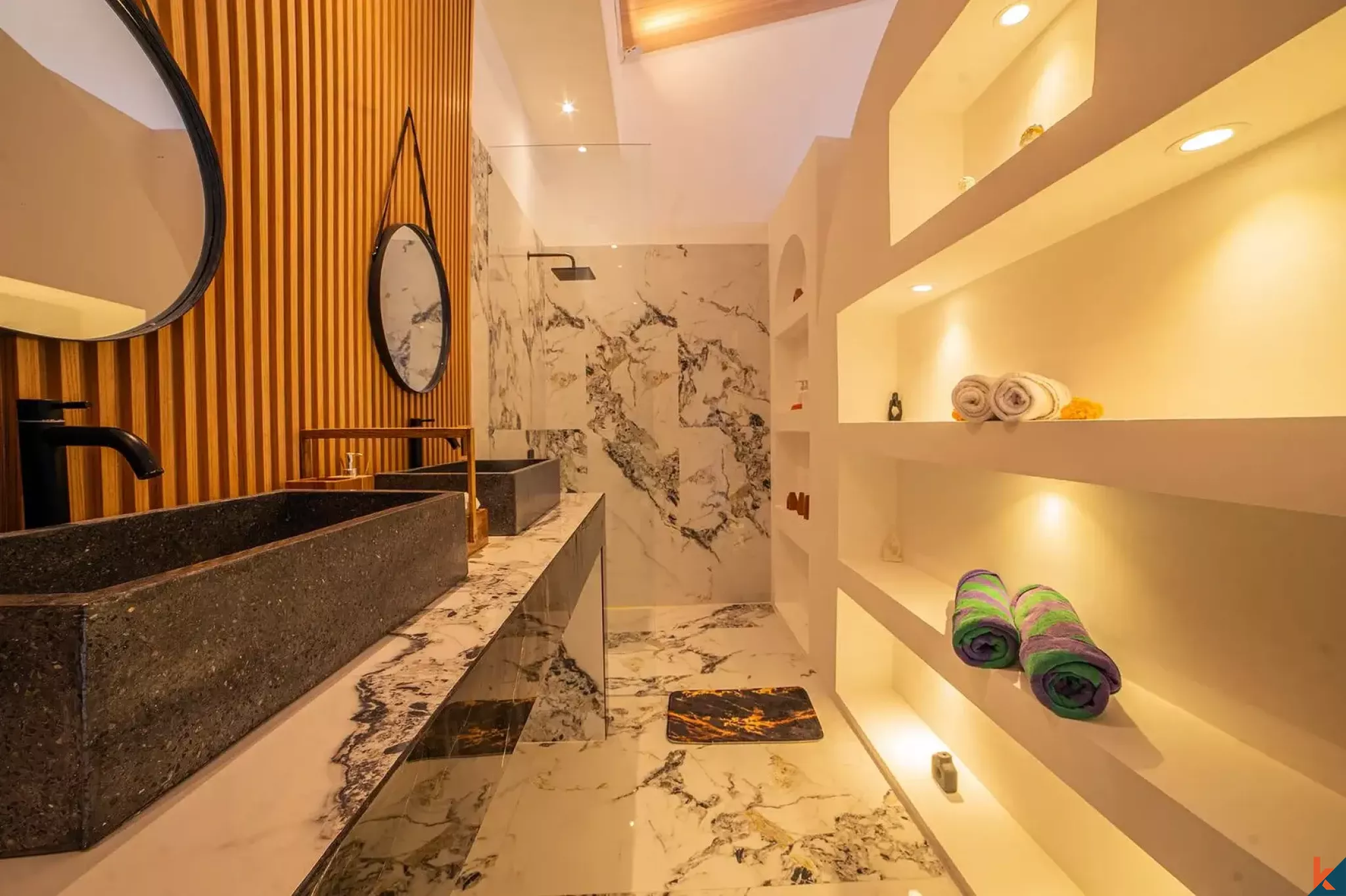 Excellente opportunité d'investissement : trois villas de 2 chambres au cœur de Seminyak