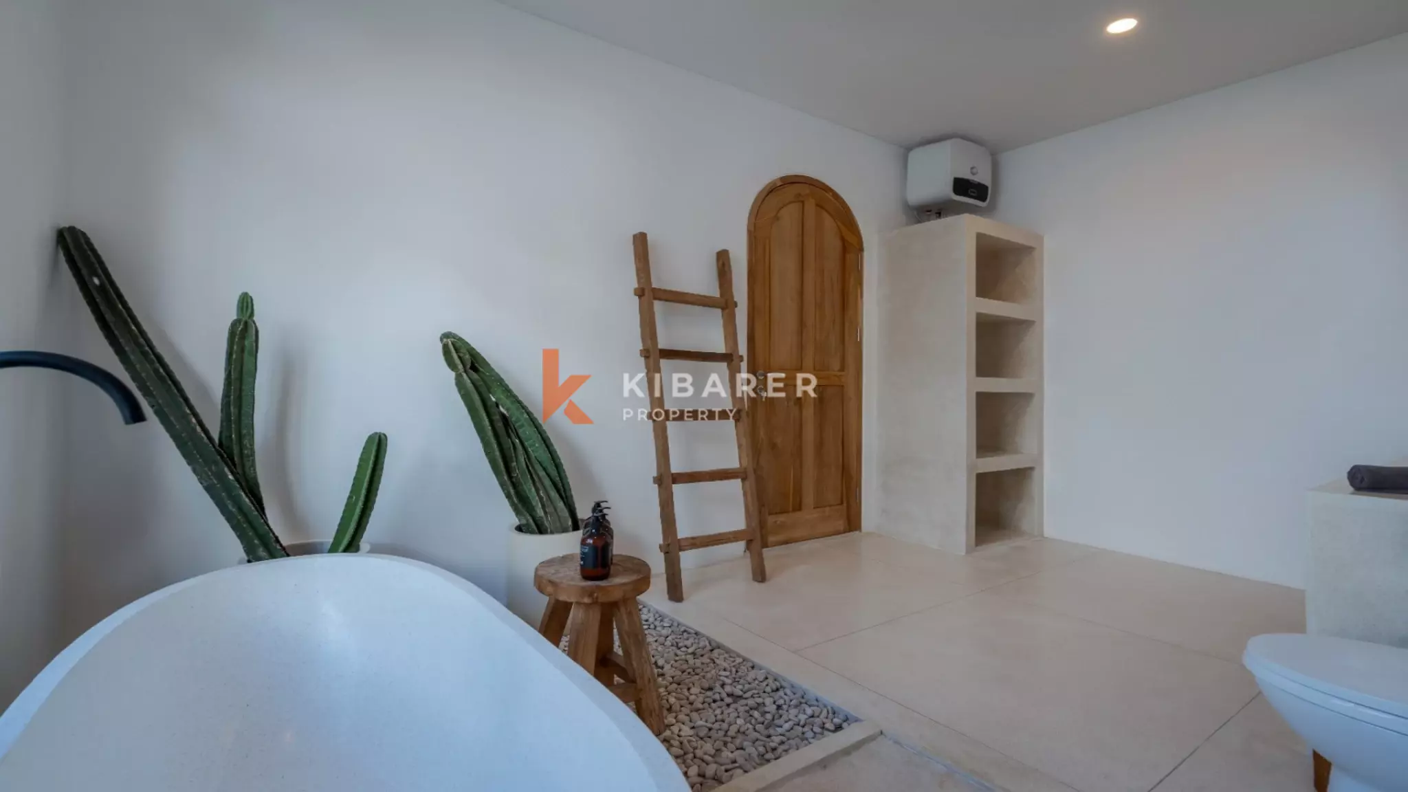 Paradis méditerranéen : Élégante villa de deux chambres avec piscine privée à Padonan