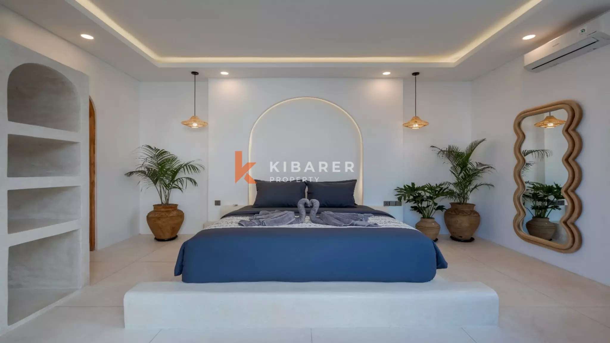Paradis méditerranéen : Élégante villa de deux chambres avec piscine privée à Padonan