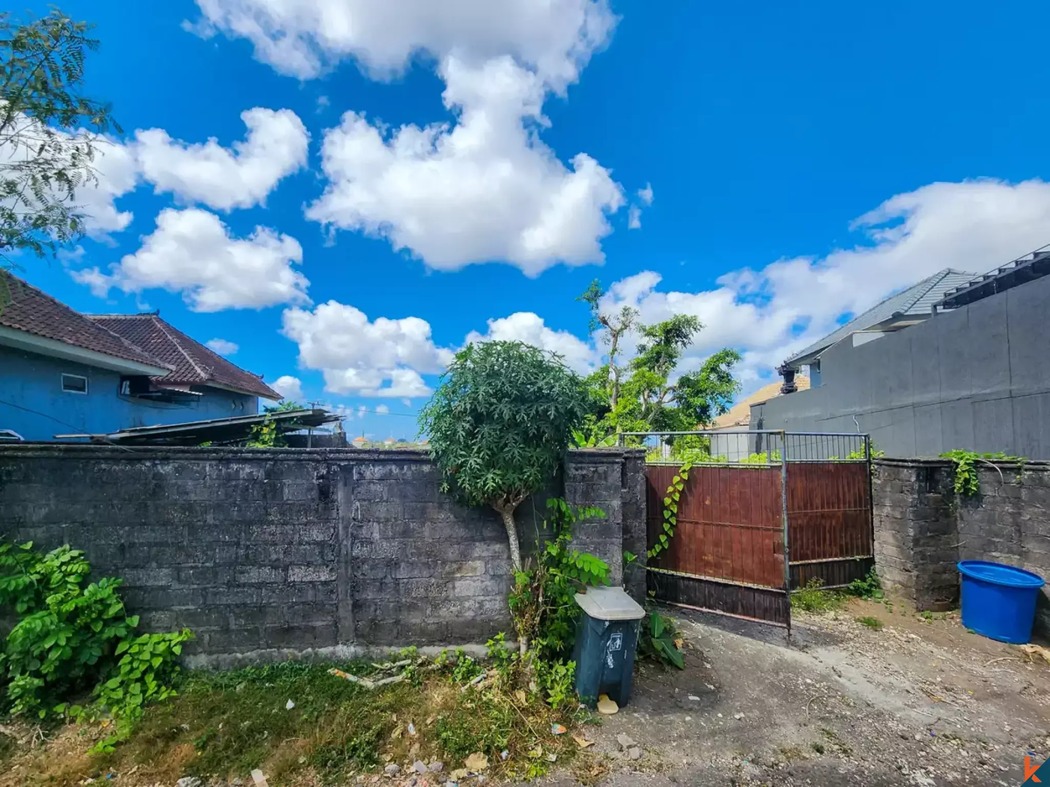 Terrain à bail parfaitement situé à Ungasan avec projet pour deux villas