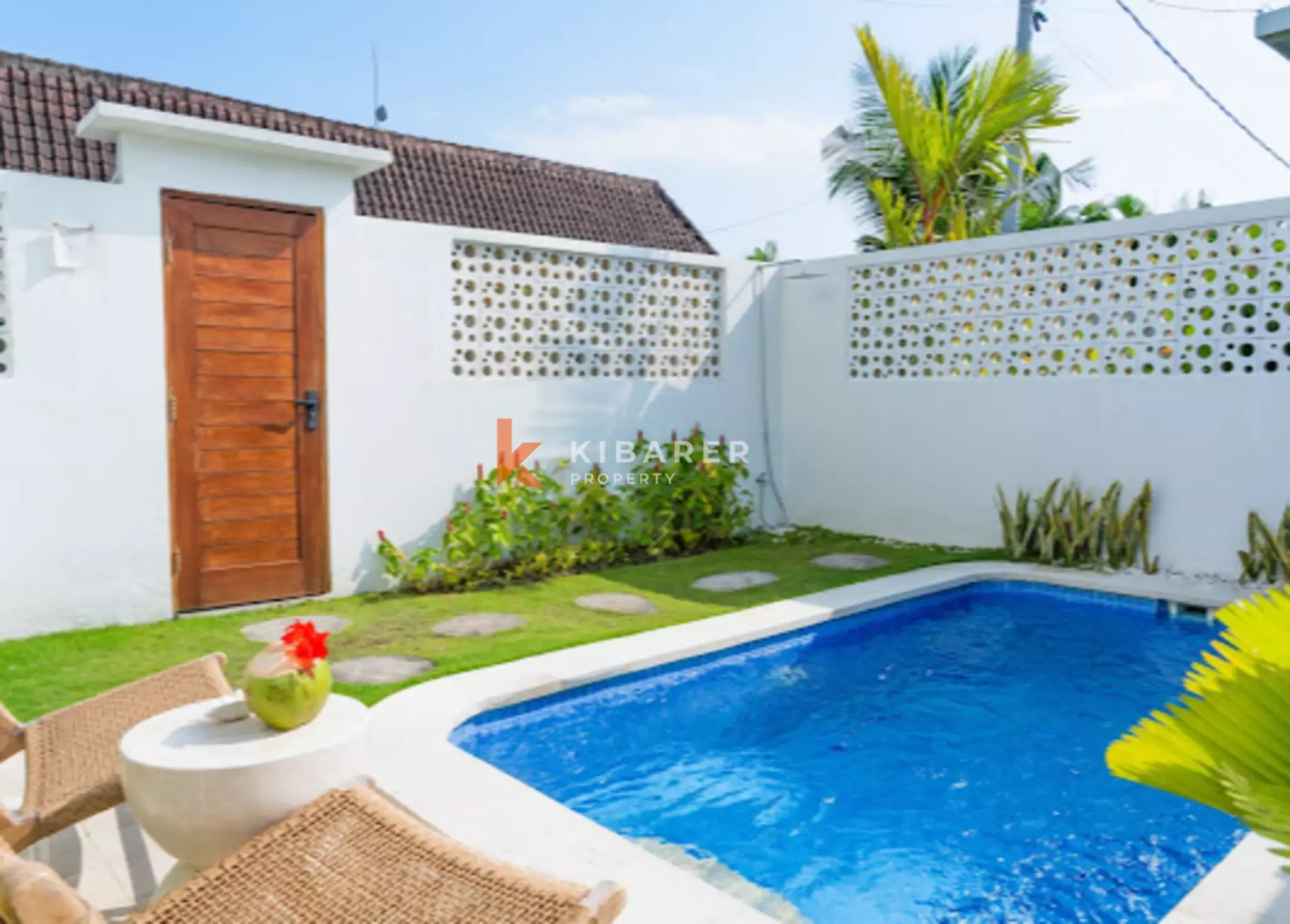 Vila Dua Kamar Tidur Bergaya Butik di Cemagi, Dekat Pantai