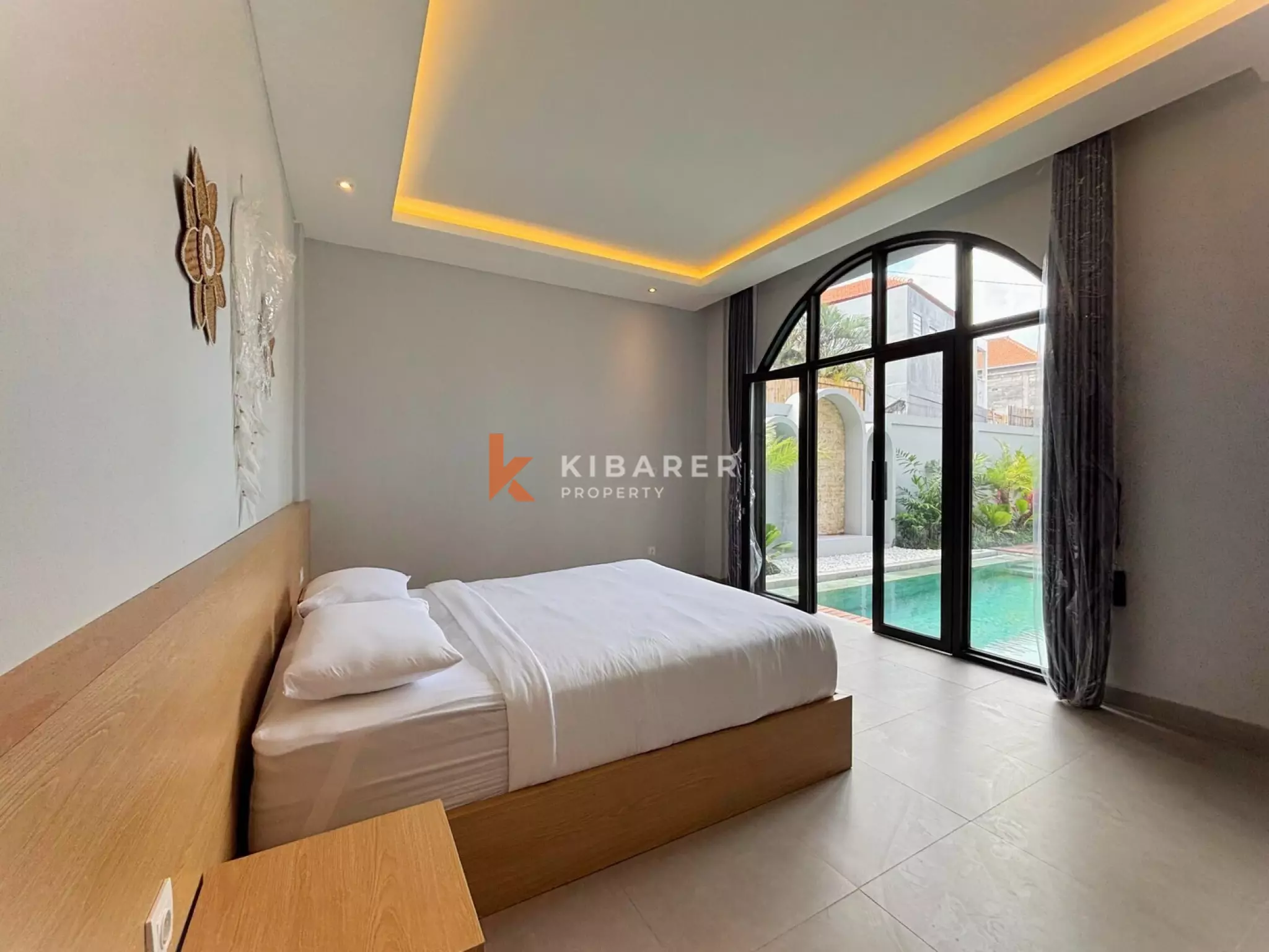 Fully Furnished Three Bedroom Villa with Enclosed Living in Padonan