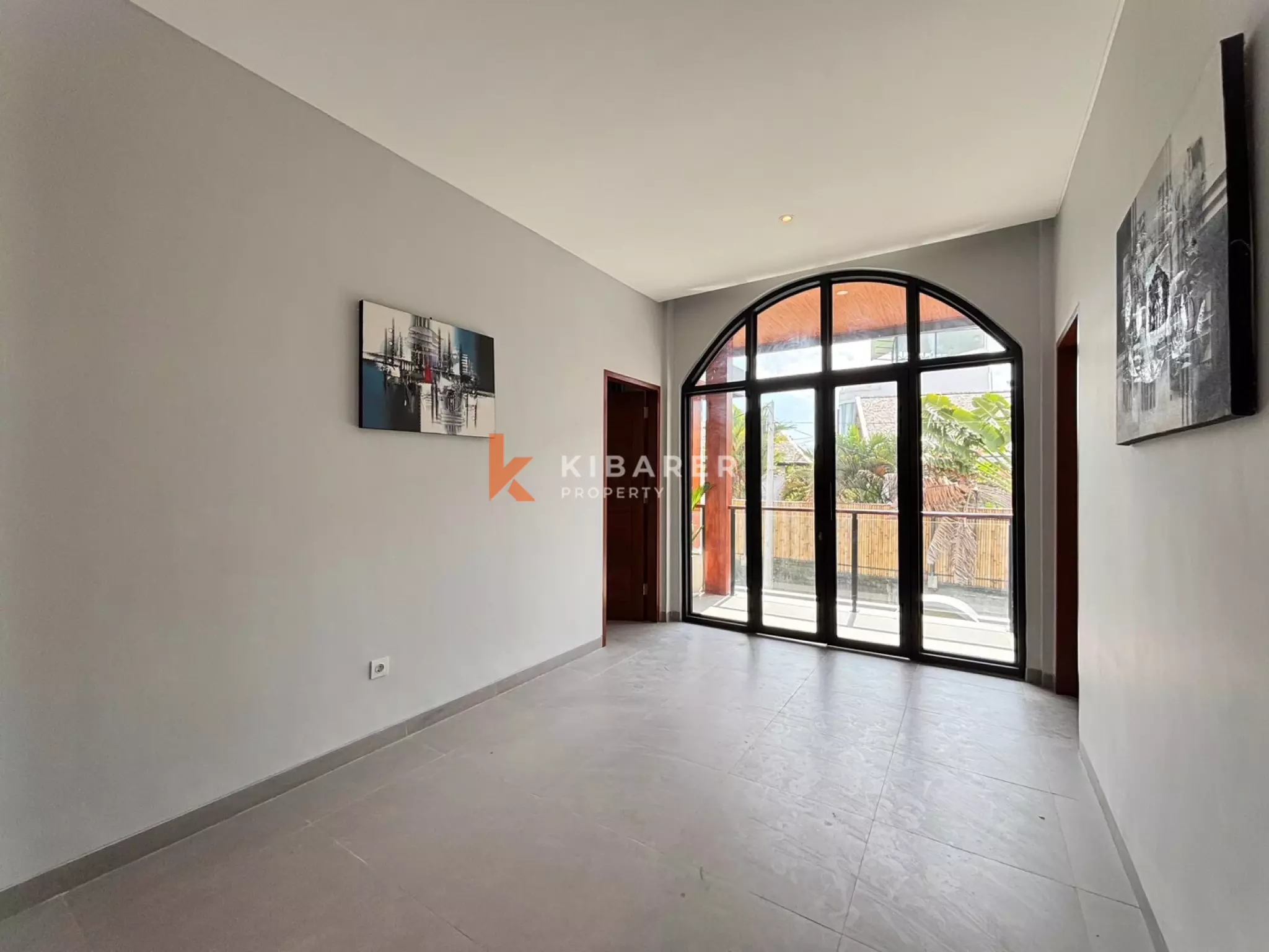 Fully Furnished Three Bedroom Villa with Enclosed Living in Padonan