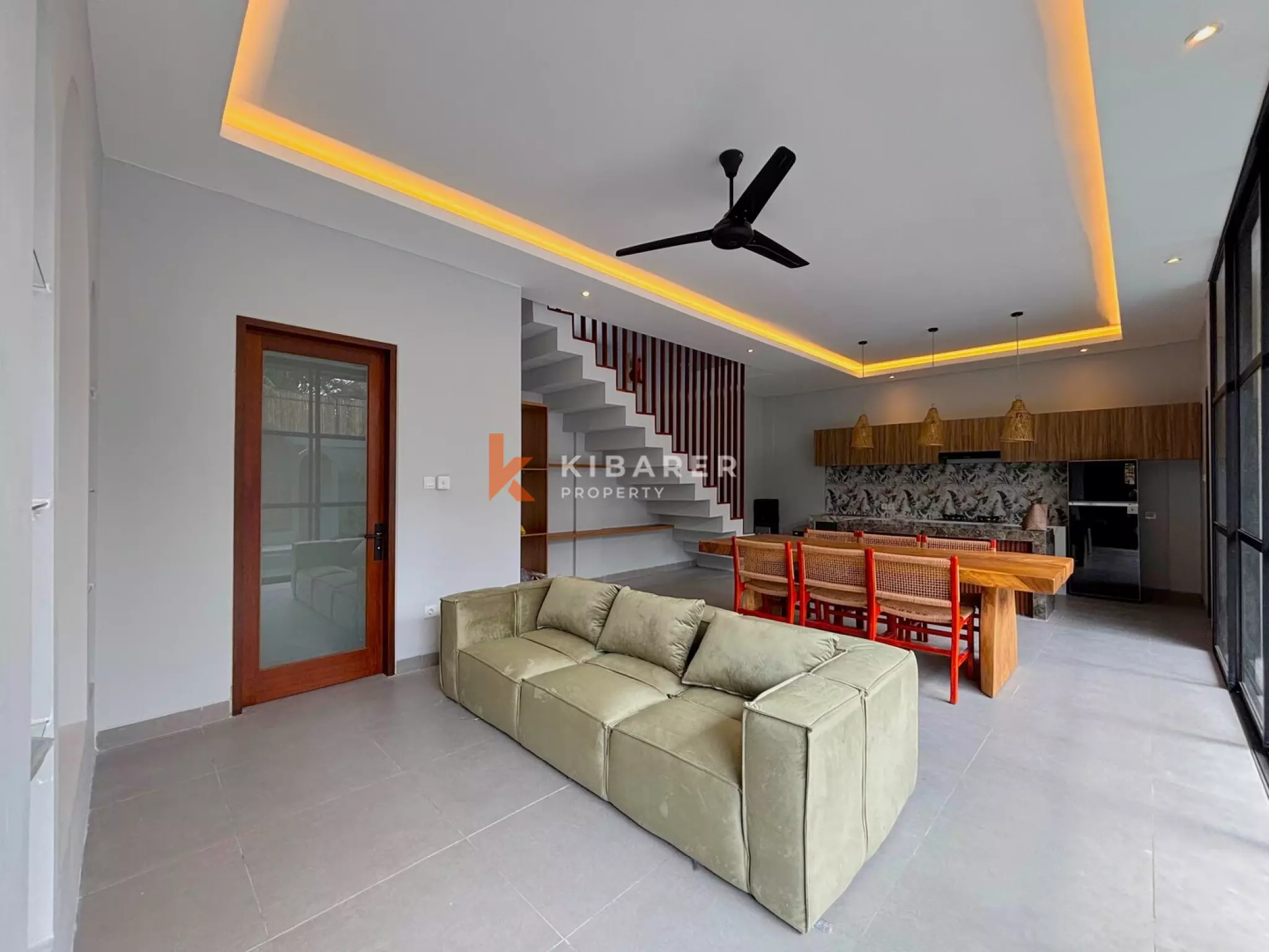 Fully Furnished Three Bedroom Villa with Enclosed Living in Padonan