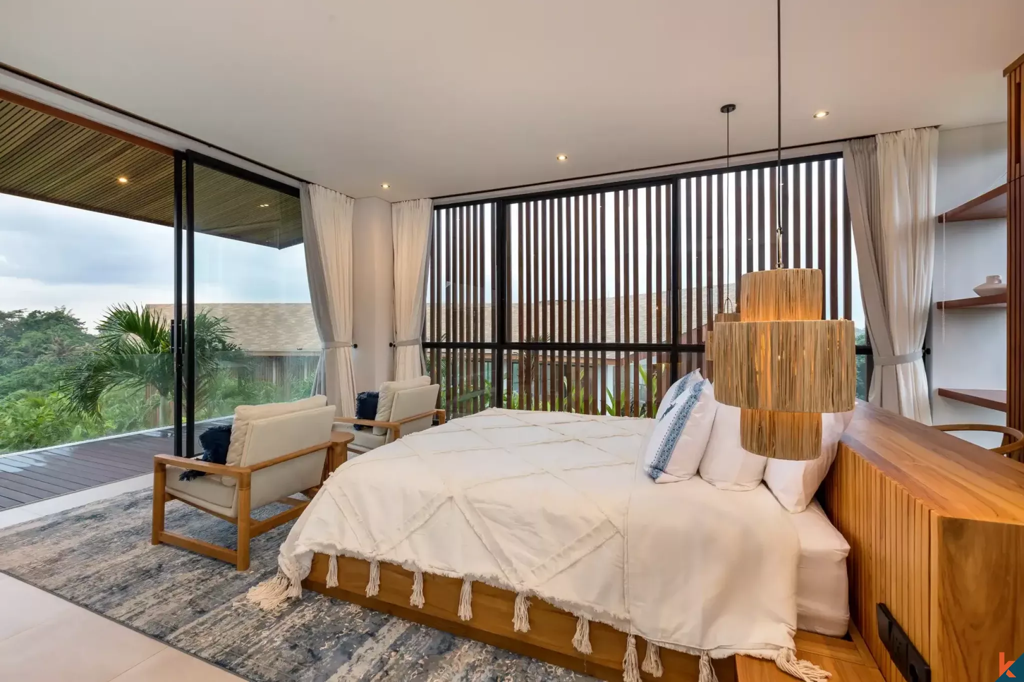 Luxury five bedroom estate with ricefield view