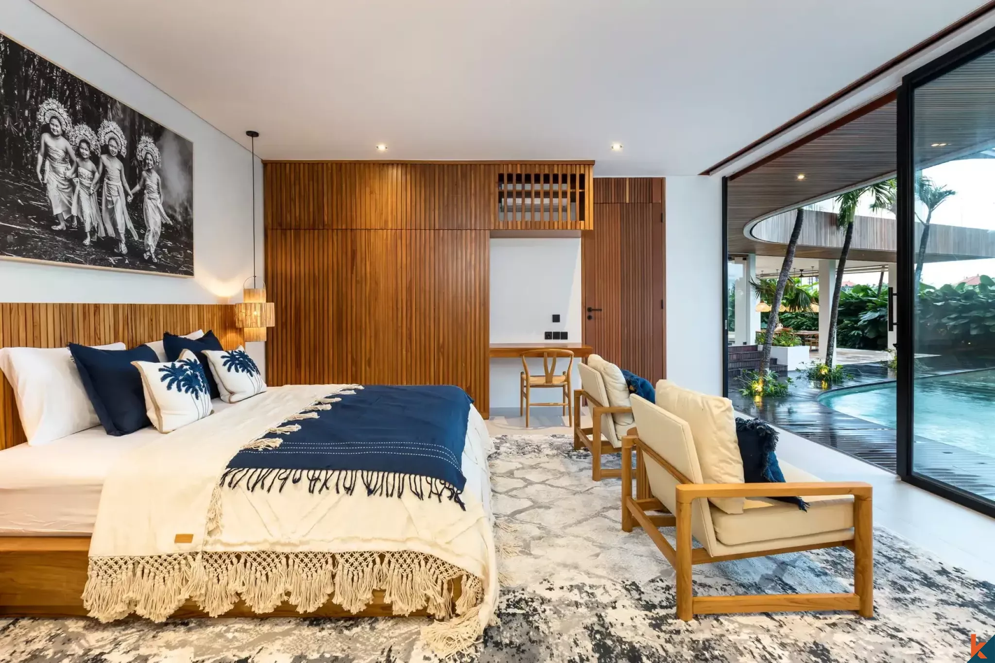 Luxury five bedroom estate with ricefield view