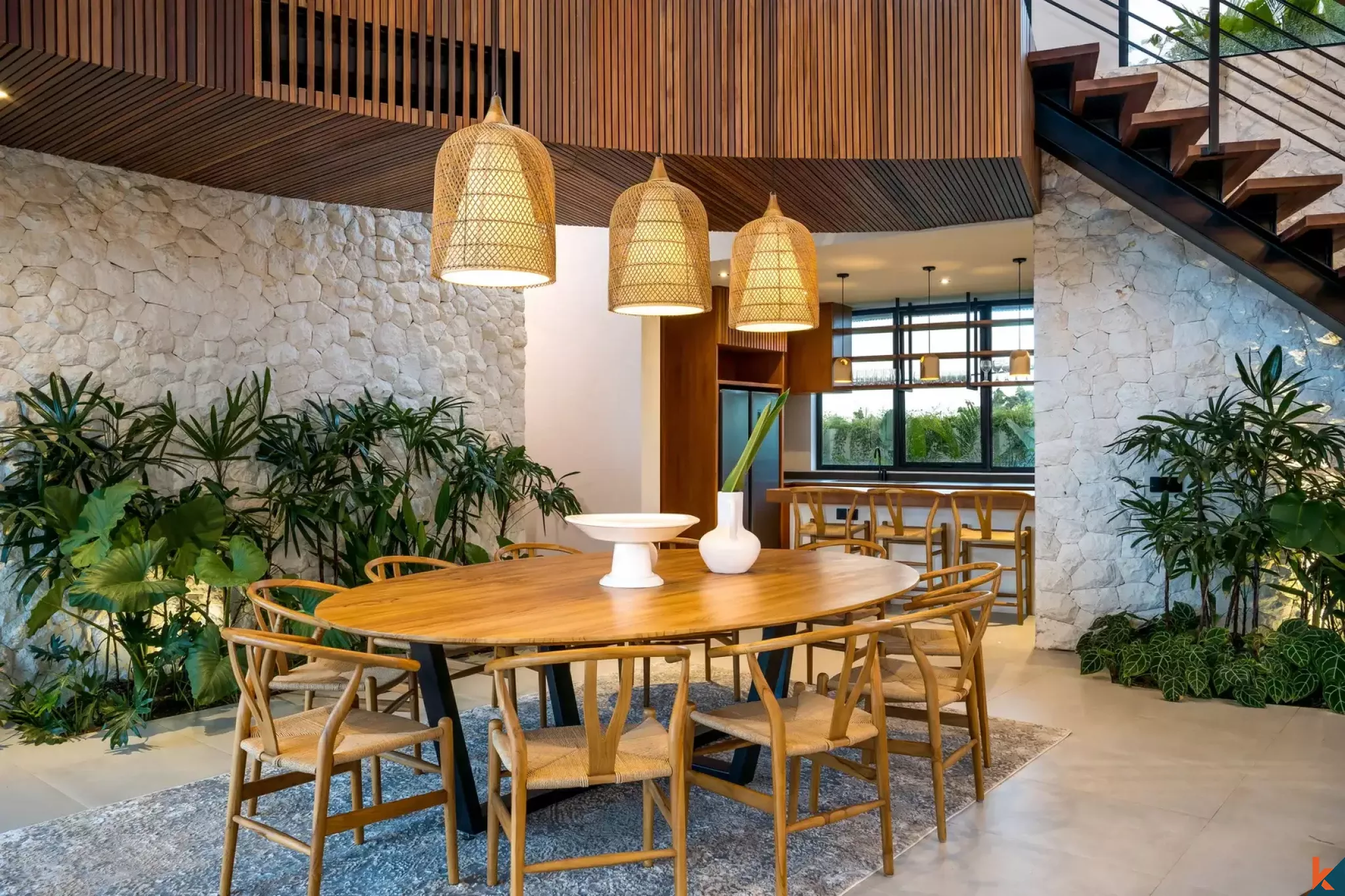 Luxury five bedroom estate with ricefield view