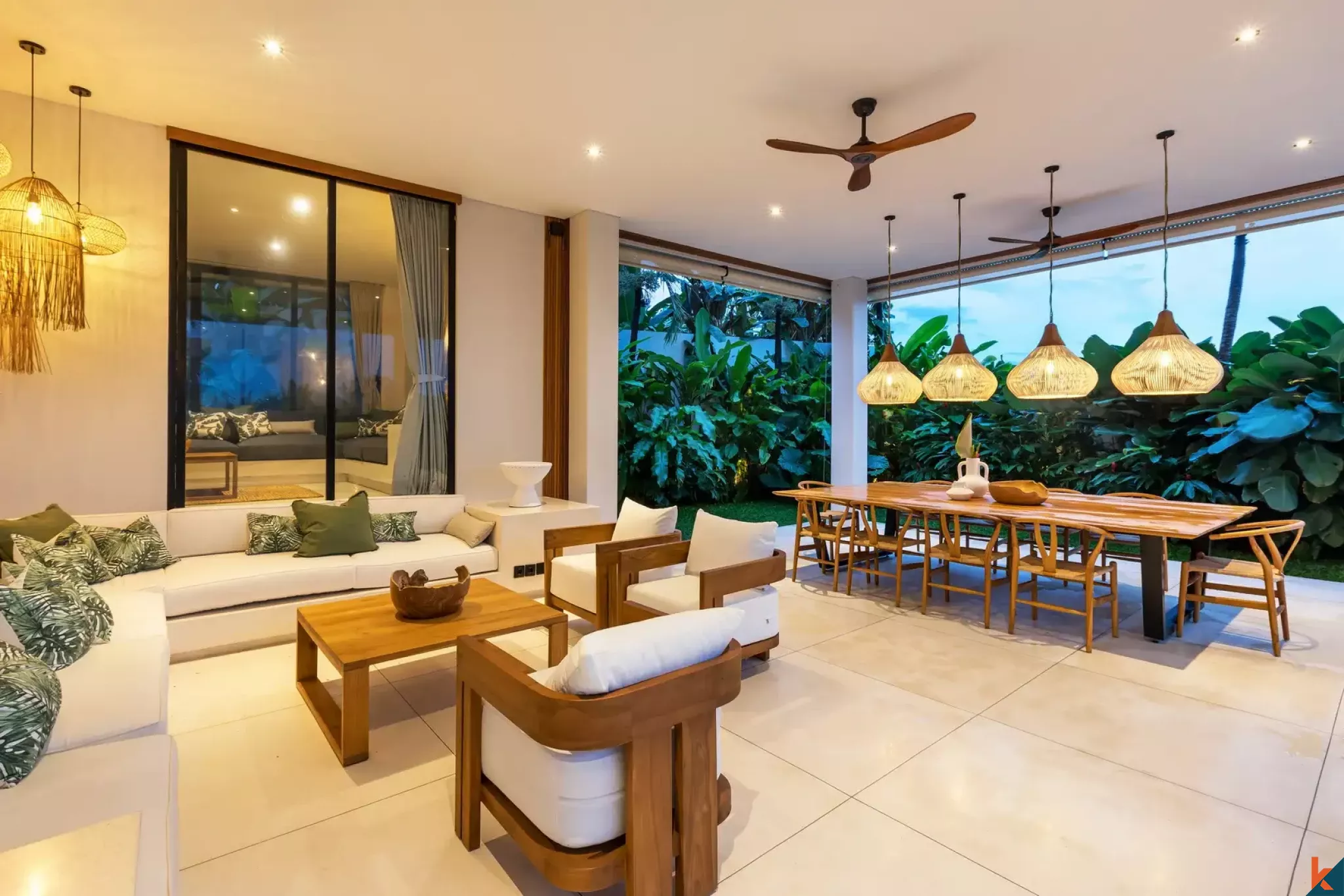 Luxury five bedroom estate with ricefield view