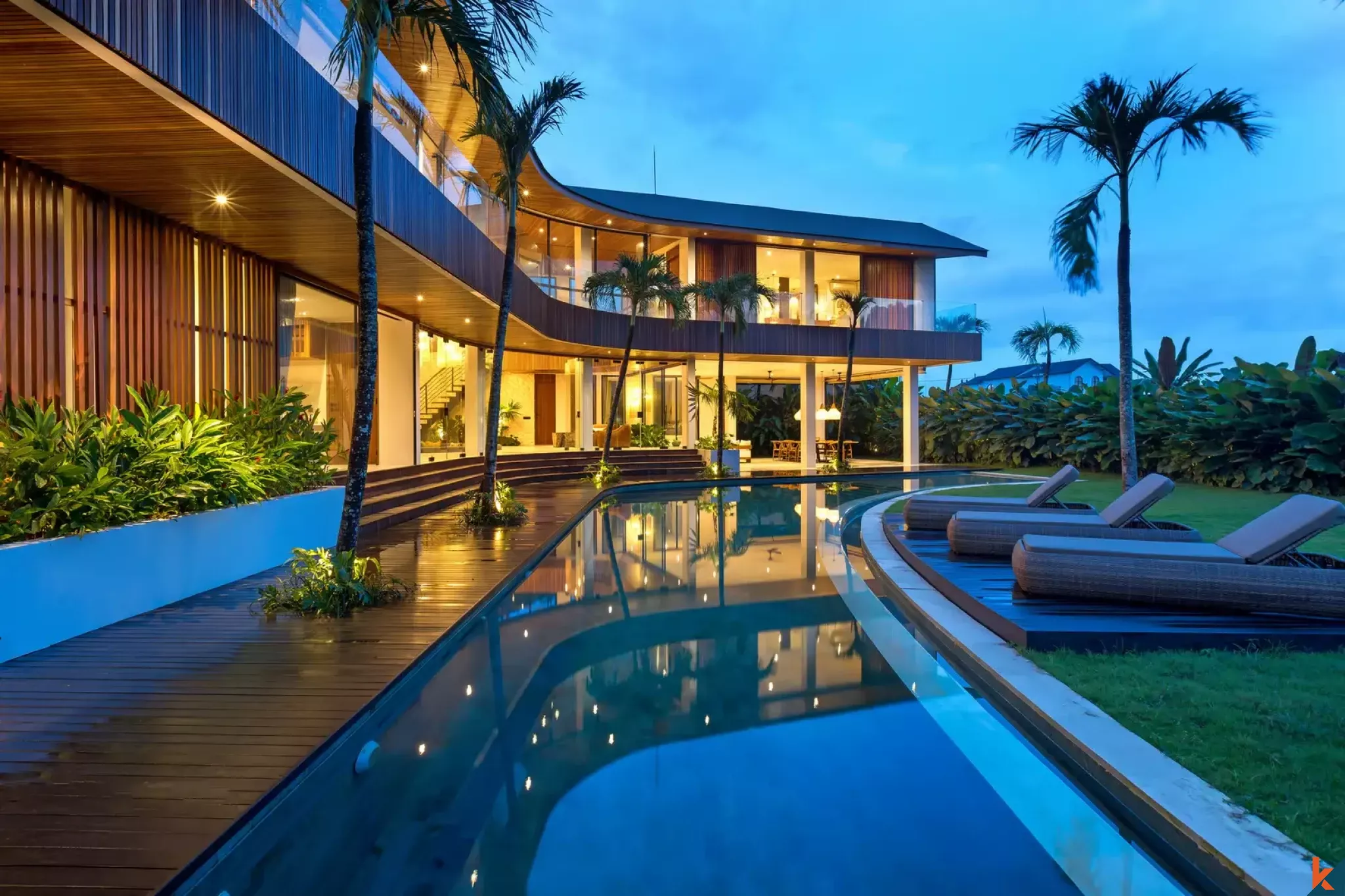 Luxury five bedroom estate with ricefield view