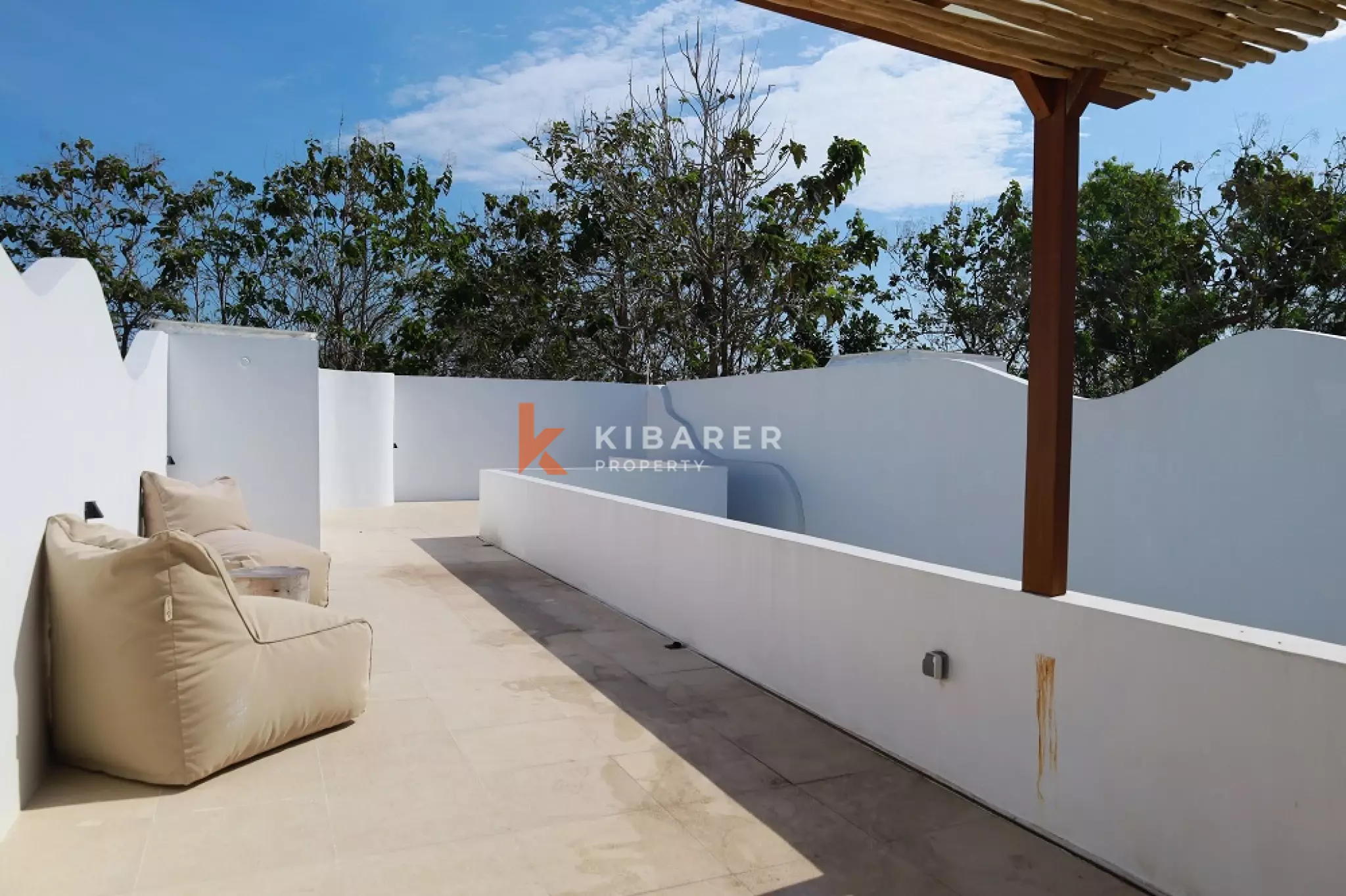 Modern Rooftop Two-Bedrooms Villa Near Uluwatu Beach