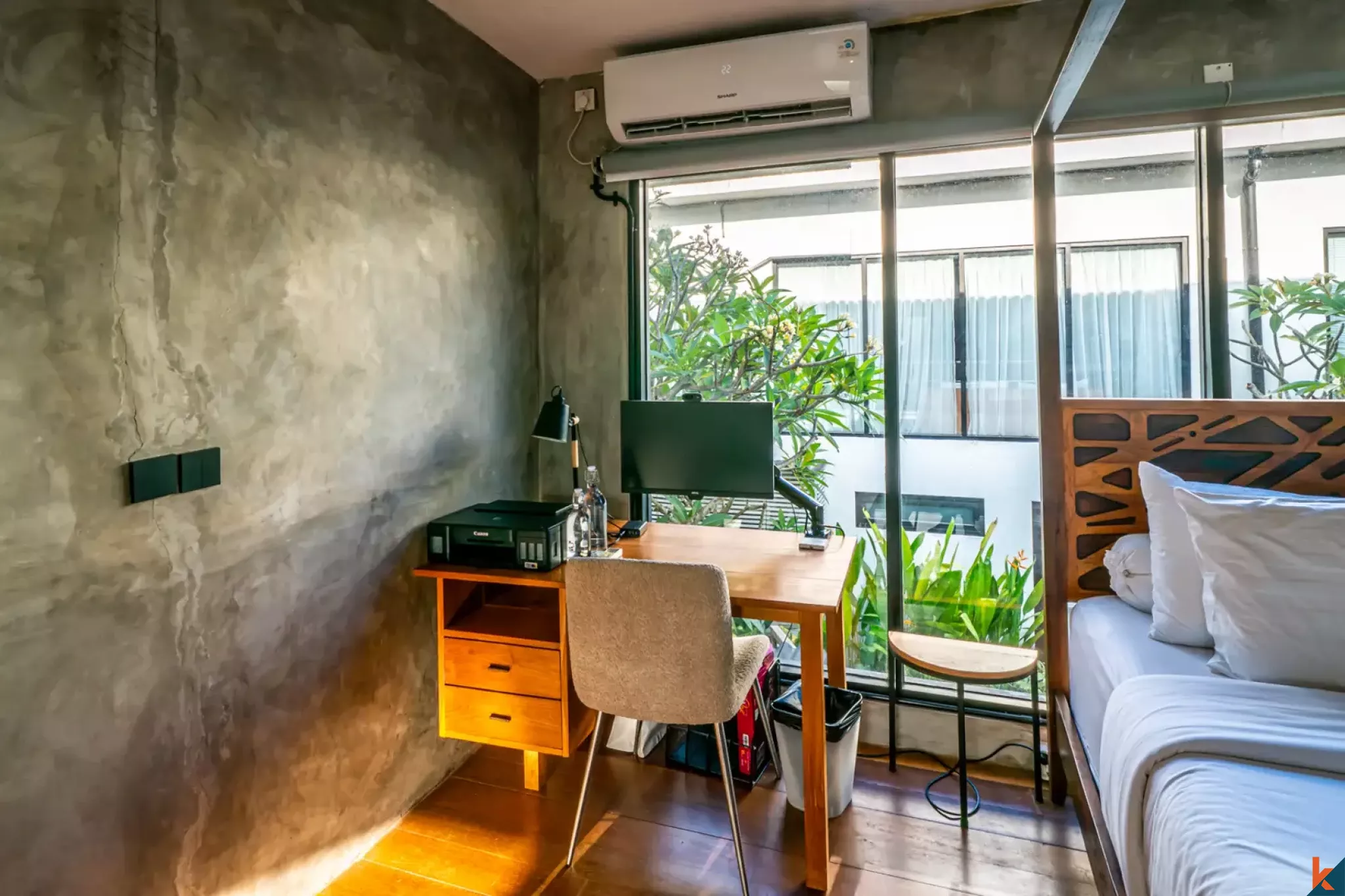 Superbe propriété de style loft d'une chambre à louer à Babakan