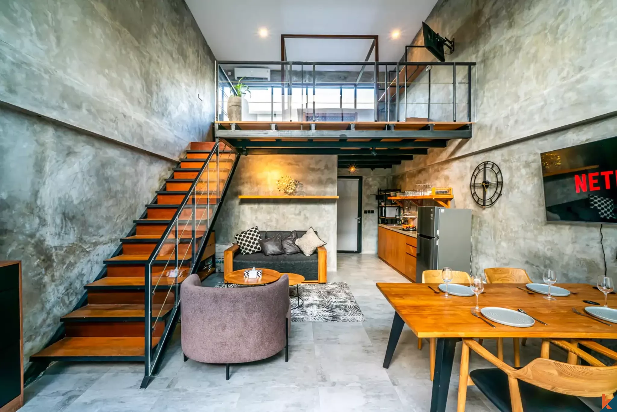 Superbe propriété de style loft d'une chambre à louer à Babakan
